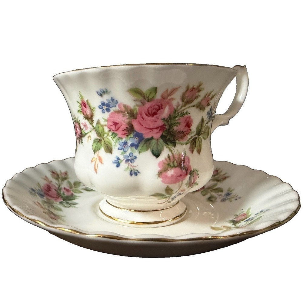 Vintage Royal Albert Moss Rose Teacup & Saucer Bone China England Pink Roses